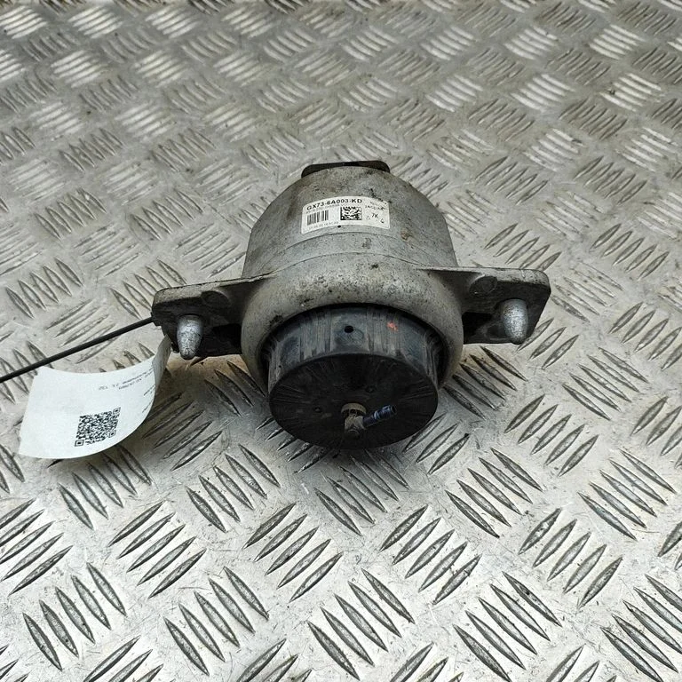 Dzinēja spilvens GX736A003KD