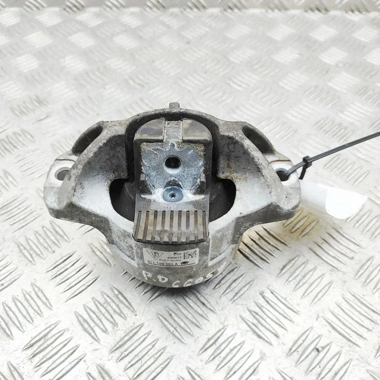 Engine mount bracket 971199383A