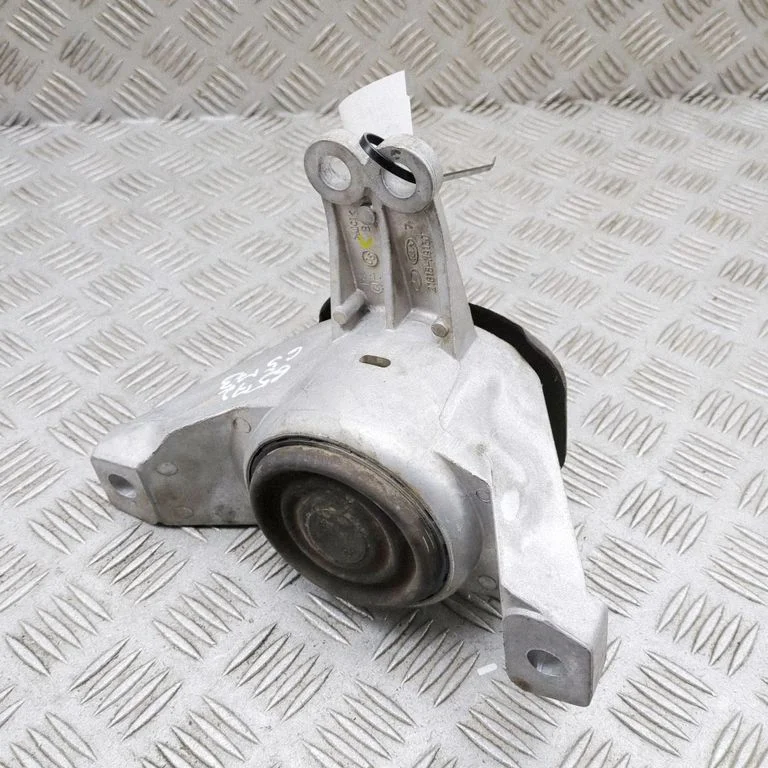 Engine mount bracket 21810N9530