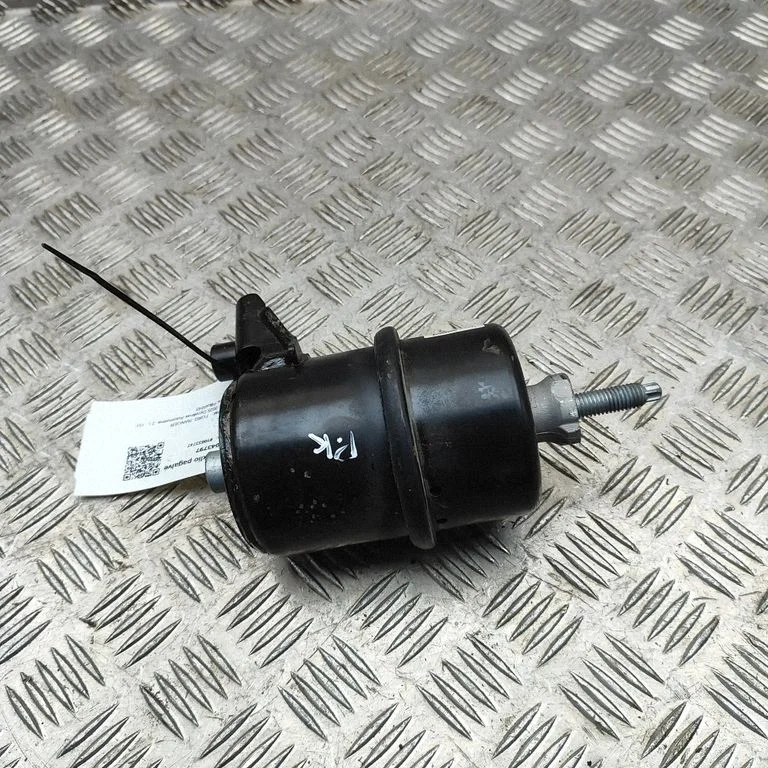 Dzinēja spilvens MB3G6B032FE