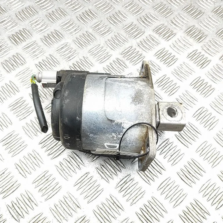 Engine mount bracket 992199534A