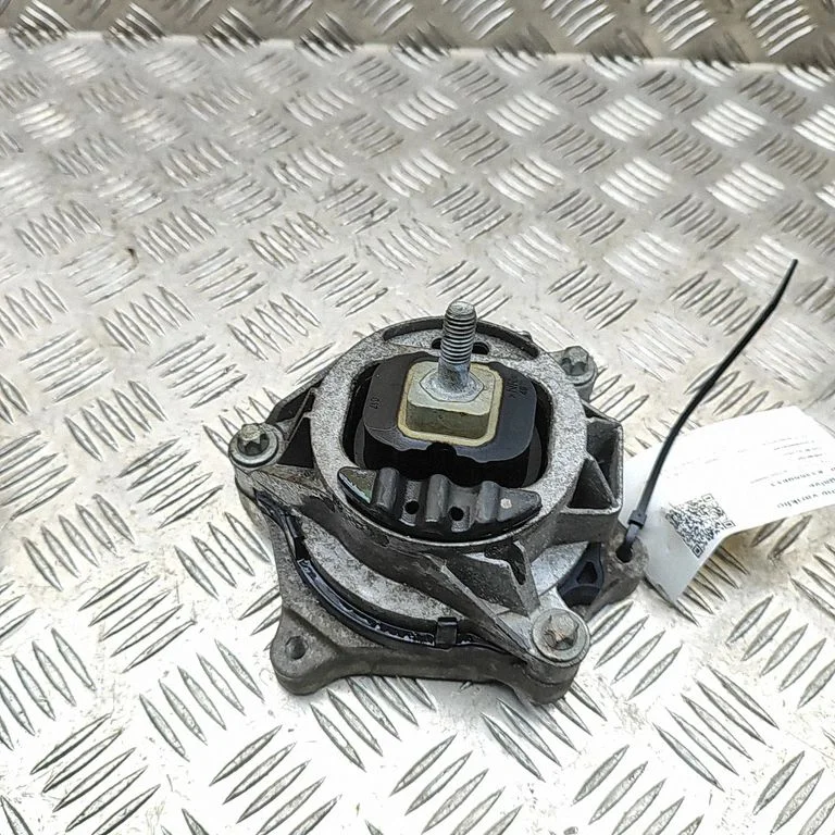 Dzinēja spilvens 6859412