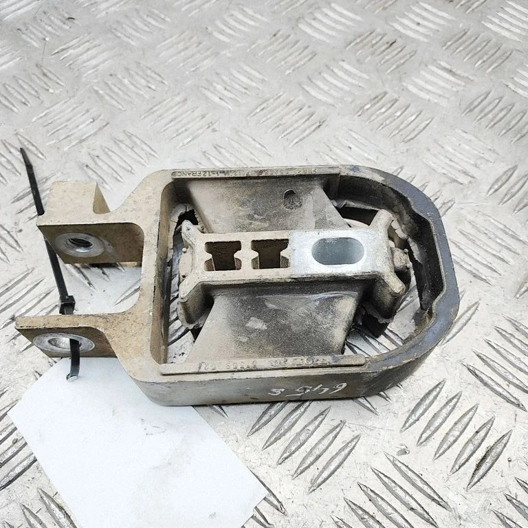 Dzinēja spilvens 31359652