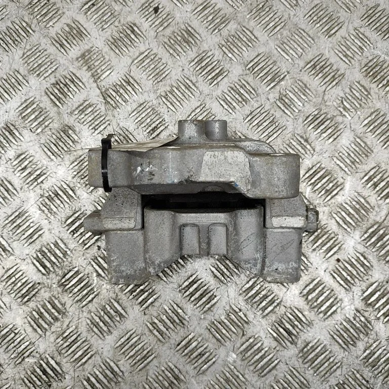 Dzinēja spilvens 2910A137