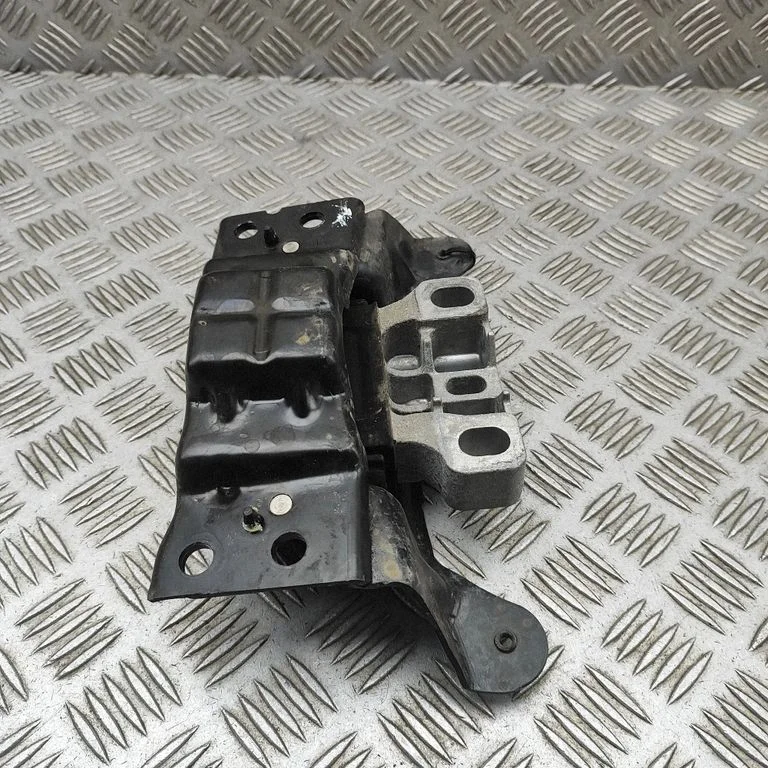 Poduszka silnika 5Q0199555BG