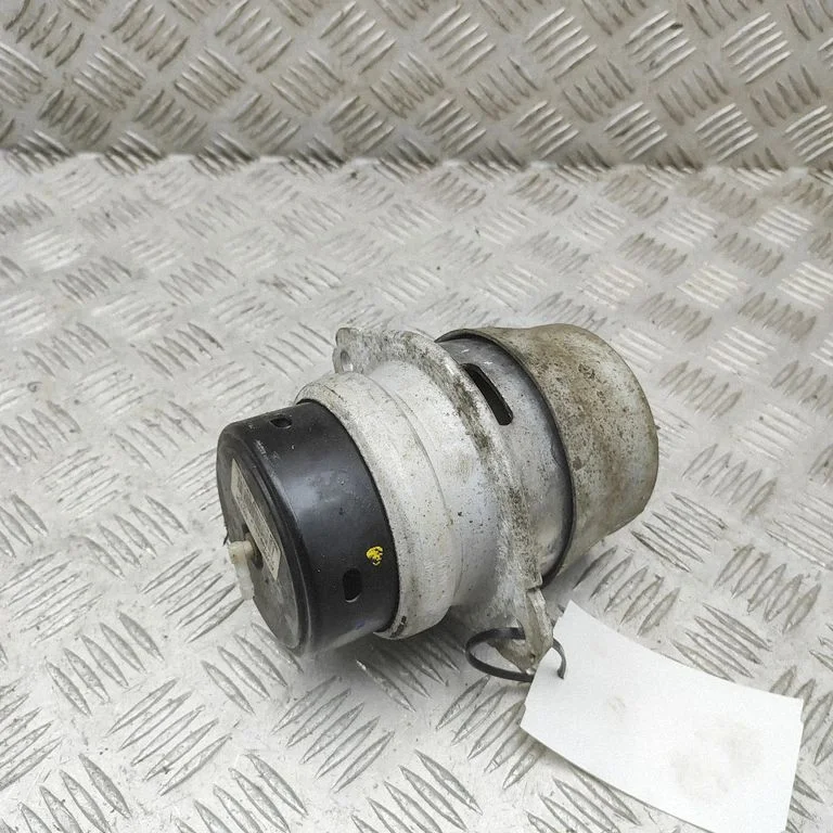 Dzinēja spilvens – Audi A6 S6 C7 4G (2011-2018)
