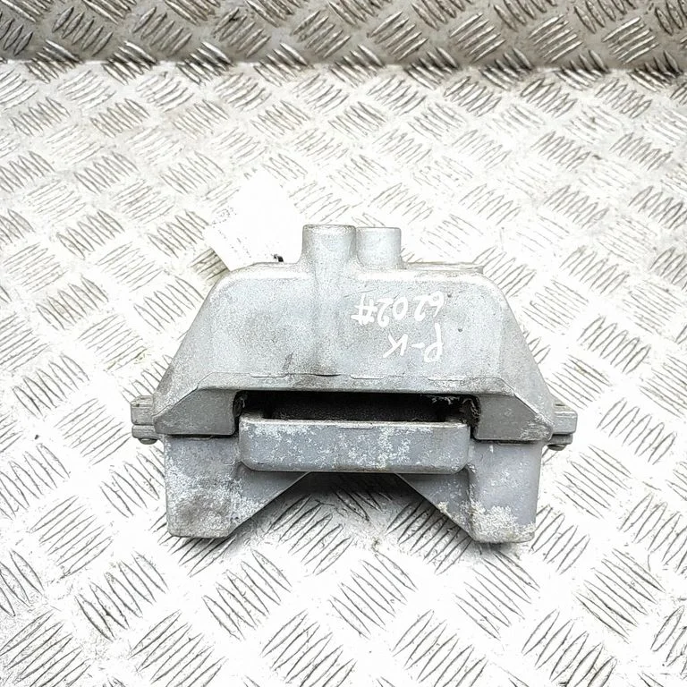Dzinēja spilvens 2910A137