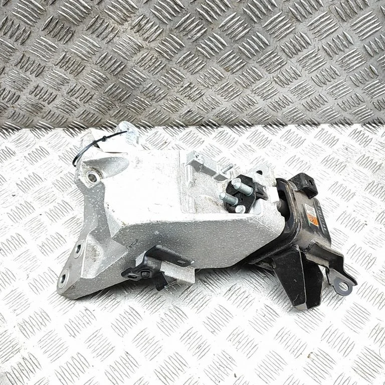 Dzinēja spilvens 21870K4000
