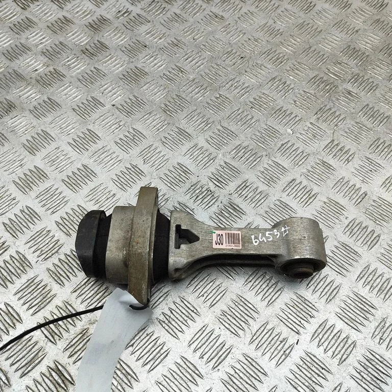 Dzinēja spilvens 21950J3000