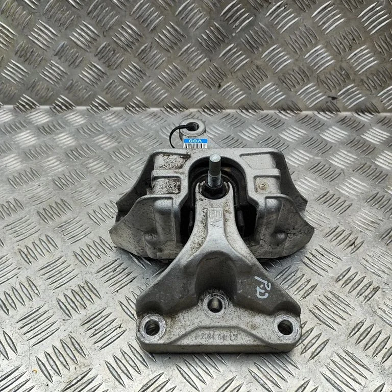 Engine mount bracket – KIA Niro (2022-)