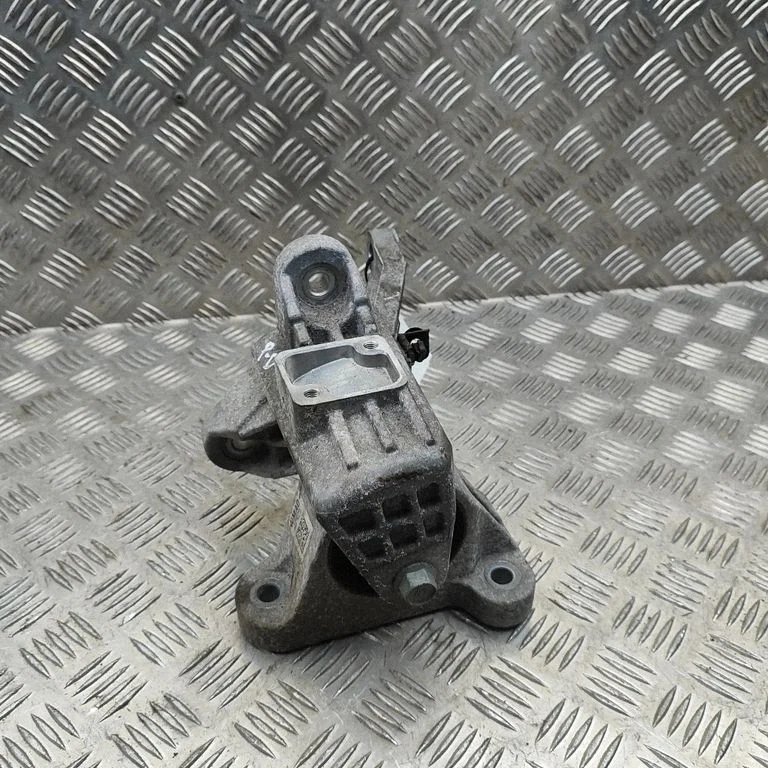 Poduszka silnika 218A0GI000