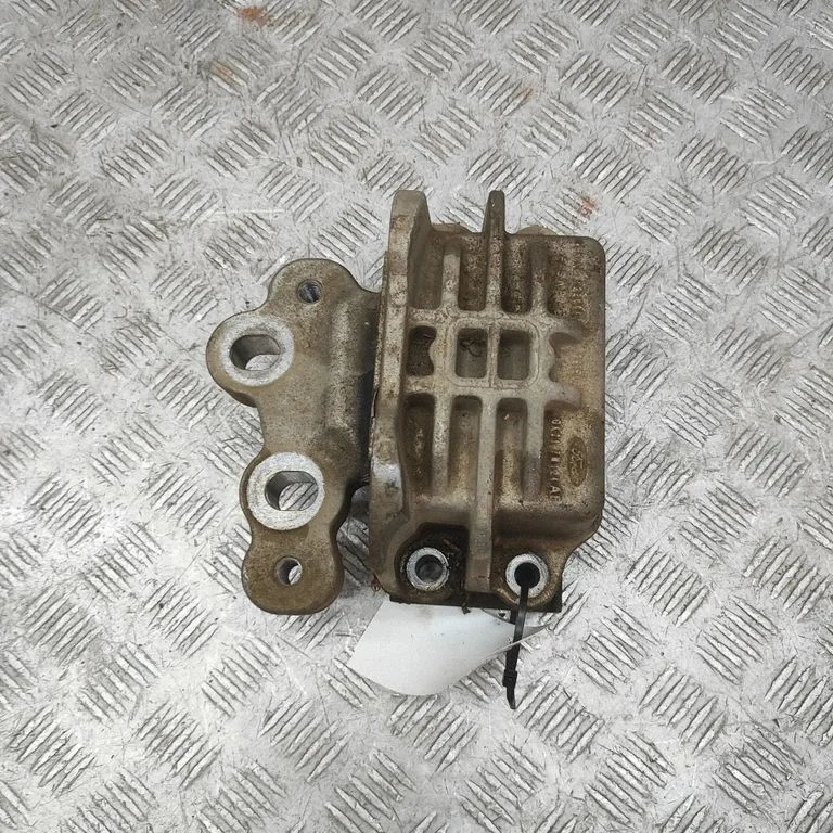 Dzinēja spilvens GK217M124AE