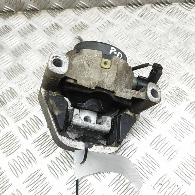 Engine mount bracket 4G0199381NF