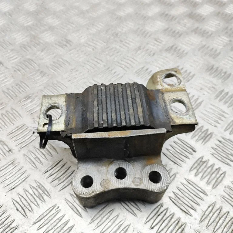 Engine mount bracket – Peugeot Boxer (2015-)