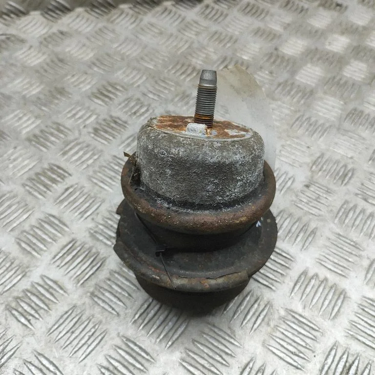 Dzinēja spilvens 11320JF00B