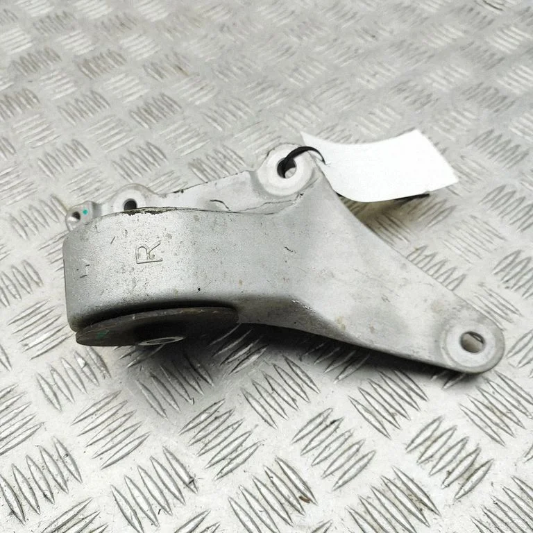Engine mount bracket 554705MP0A