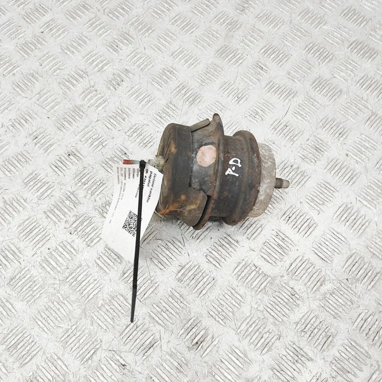 Dzinēja spilvens 11220JF00D
