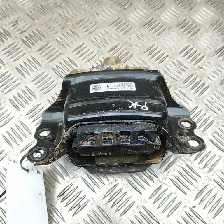 Dzinēja spilvens 5QA199555C