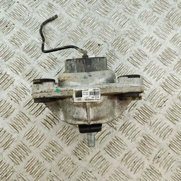 Engine mount bracket FPLA6A003BA