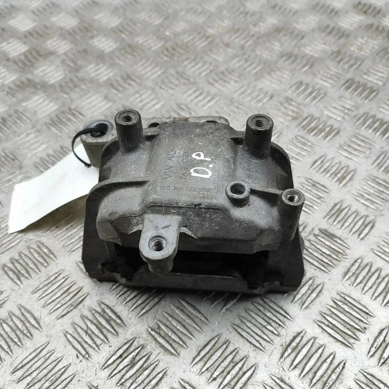 Mootoripadi 1K0199262CB