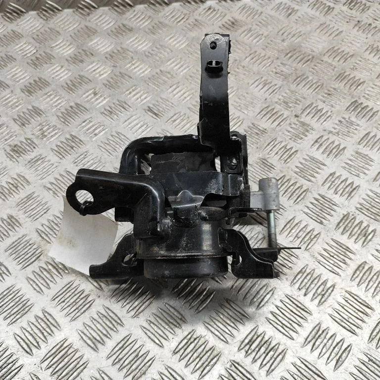 Dzinēja spilvens – Toyota RAV 4 (XA50) (2018-)