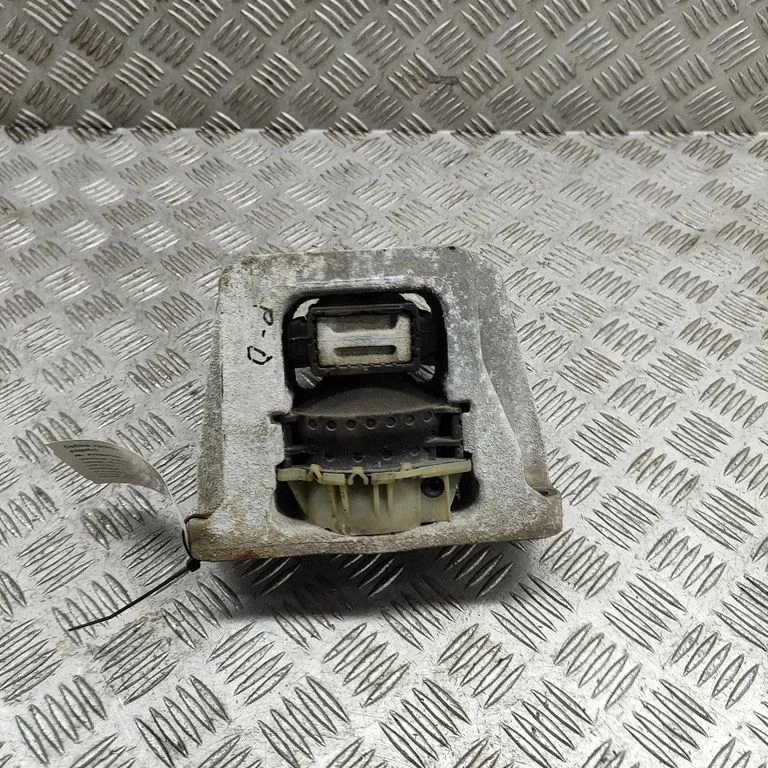 Engine mount bracket – Ford Tourneo Custom (2012-)