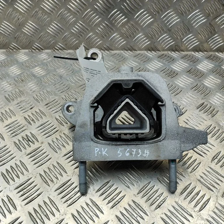 Dzinēja spilvens 9826551380