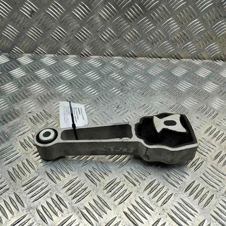 Dzinēja spilvens – Volvo V70 (2014-2016)