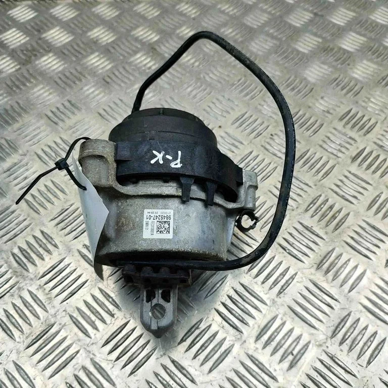 Poduszka silnika 9845247