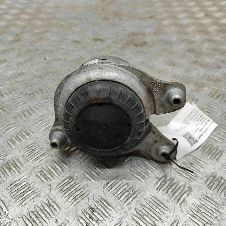 Poduszka silnika A2052406617