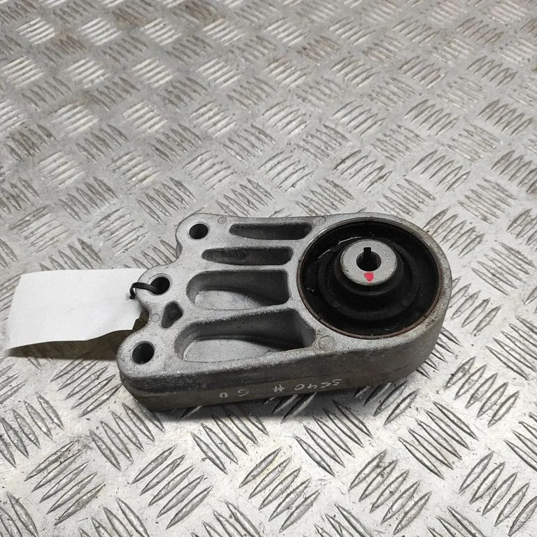 Engine mount bracket 217A0GI000