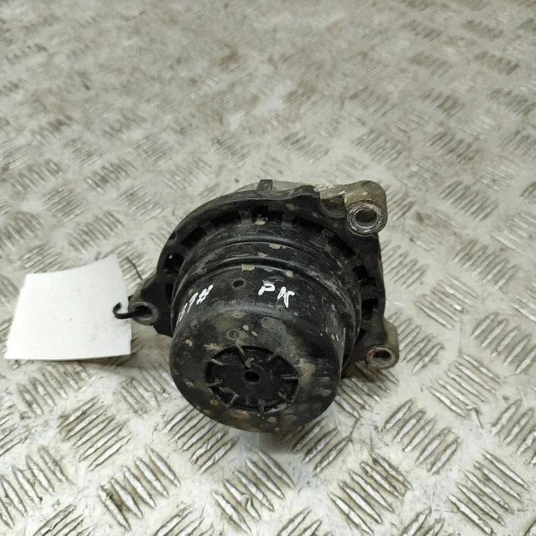Dzinēja spilvens – BMW 3. sērija GT F34 (2013-2017)