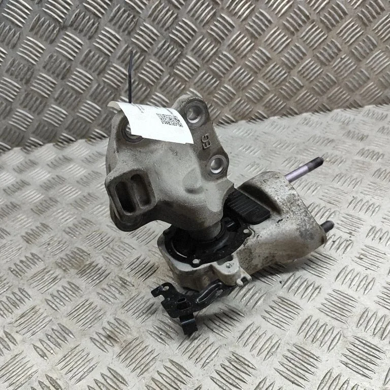 Dzinēja spilvens G23060R020
