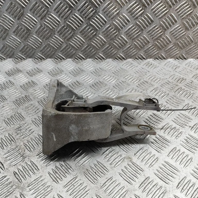 Dzinēja spilvens 32139982