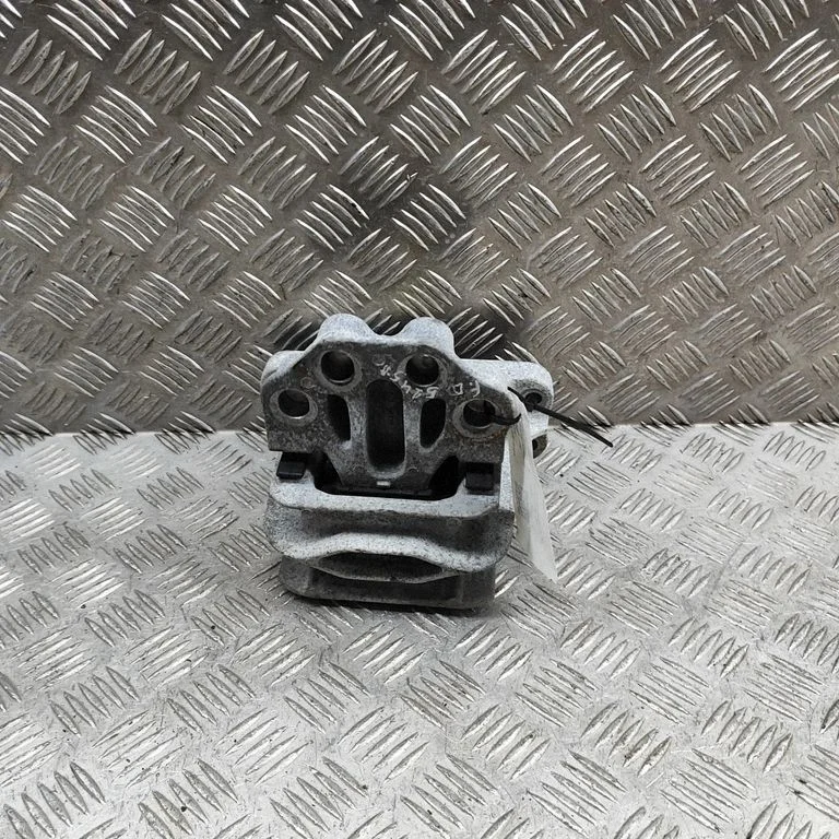 Dzinēja spilvens GK216F012CD