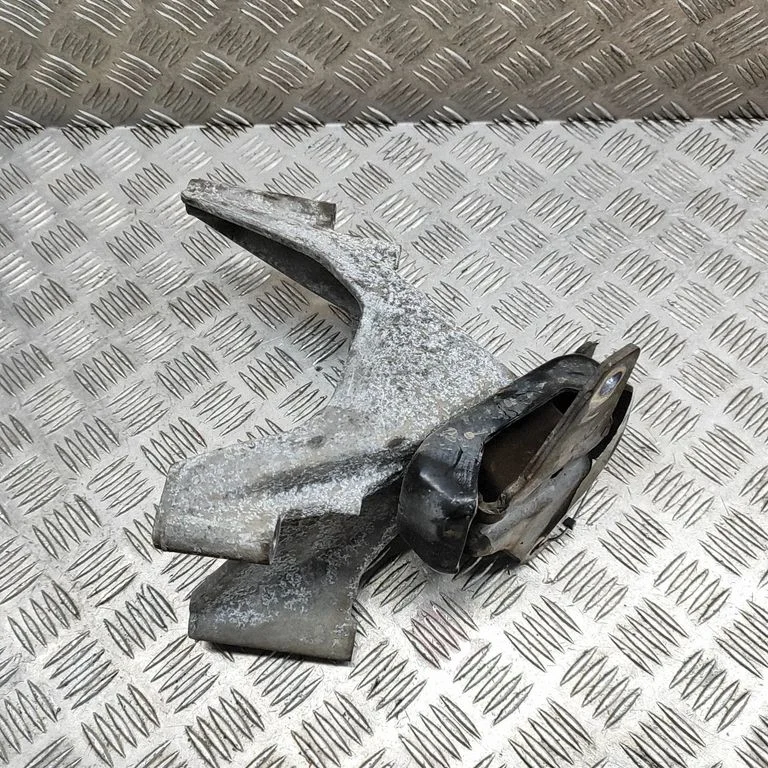 Dzinēja spilvens 2H0199256D
