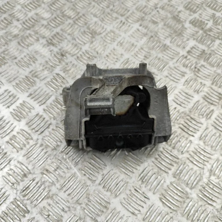 Engine mount bracket 5WA199262A – Audi SQ2 GA (2017-)