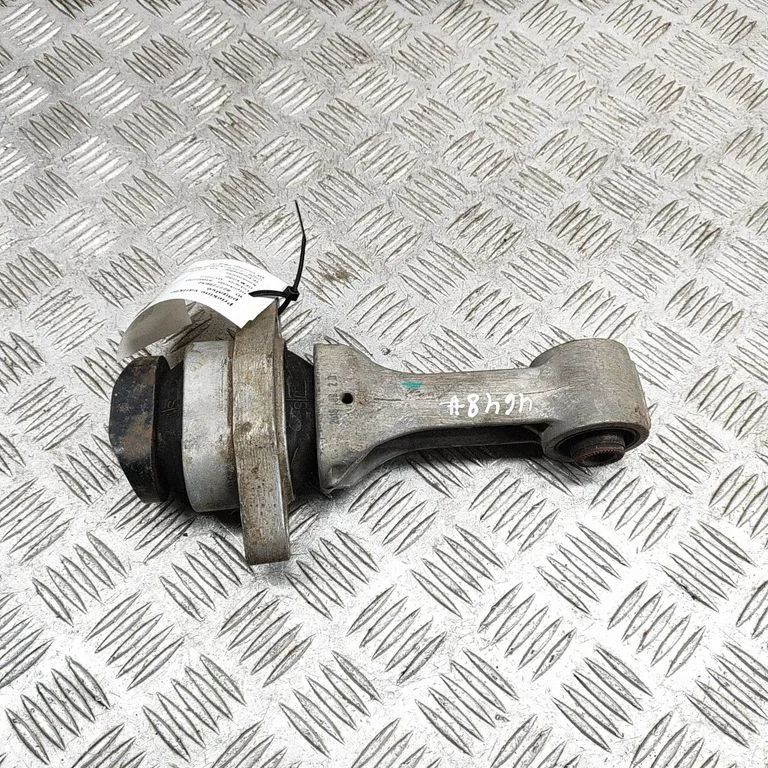 Dzinēja spilvens 21950J3000