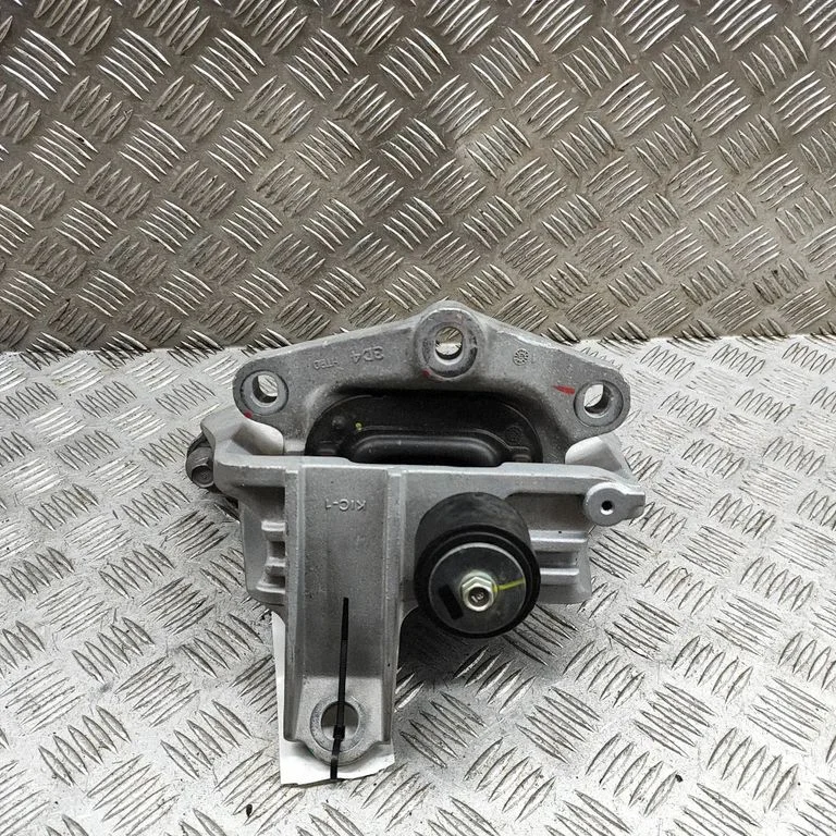 Dzinēja spilvens 508503D4A51