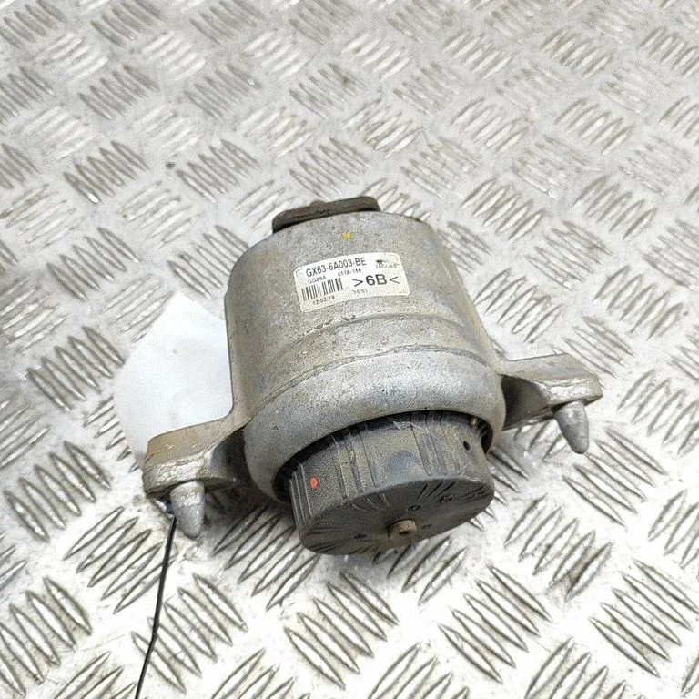 Dzinēja spilvens GX636A003BE