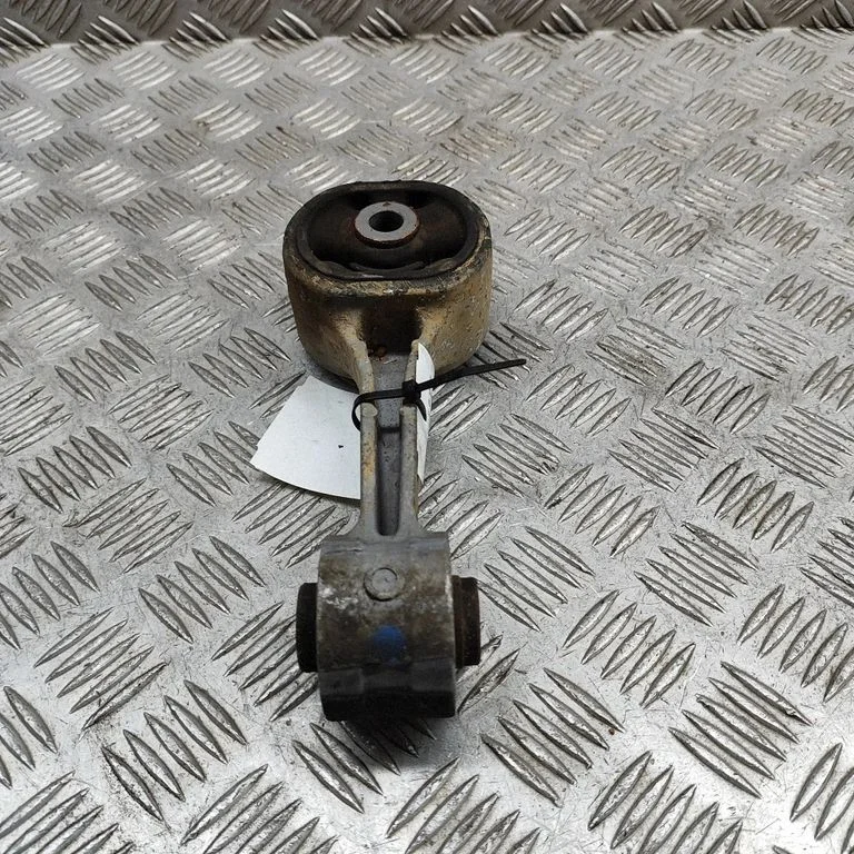 Dzinēja spilvens 50890TGHA01