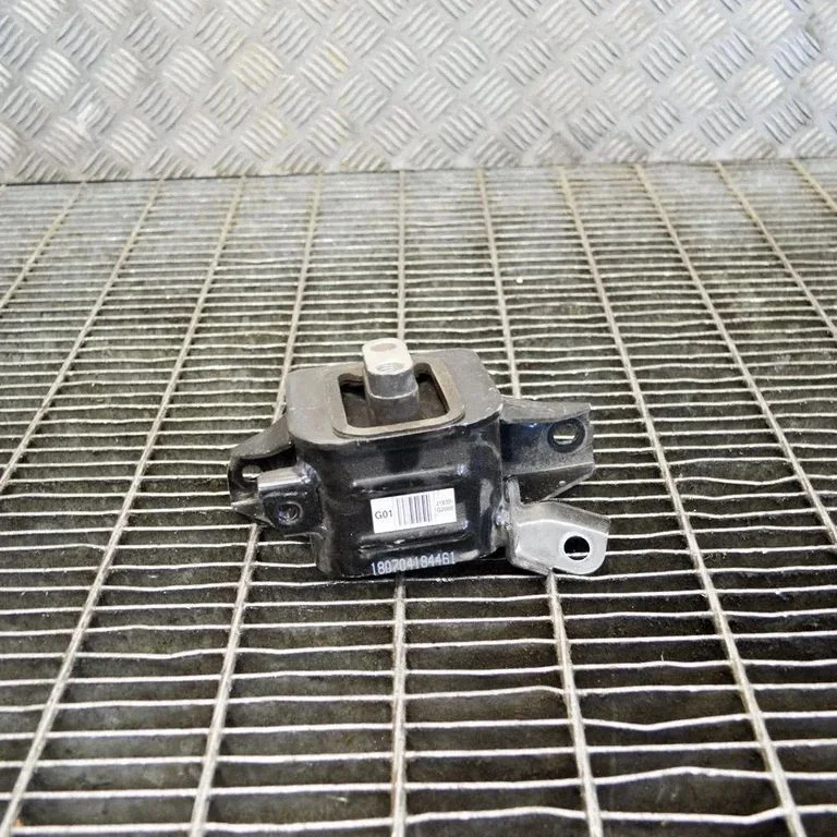 Dzinēja spilvens 21830G2000