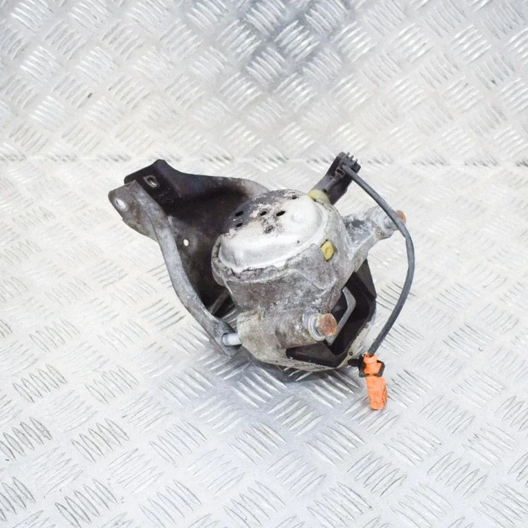 Dzinēja spilvens 4G0399060G