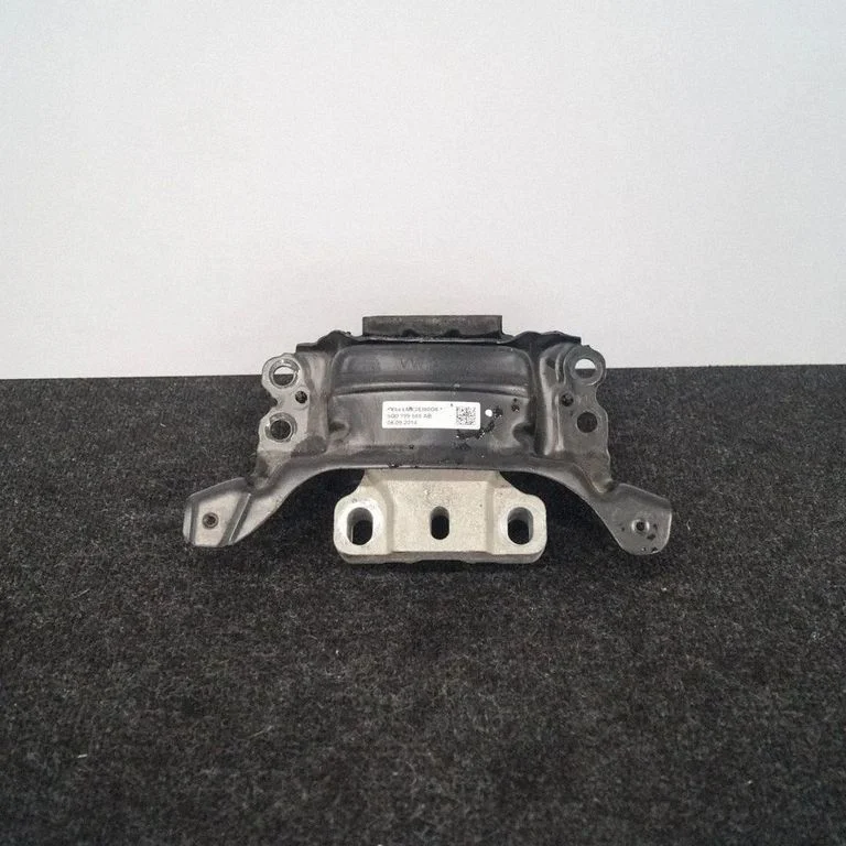 Dzinēja spilvens – Volkswagen e-Golf (2014-)