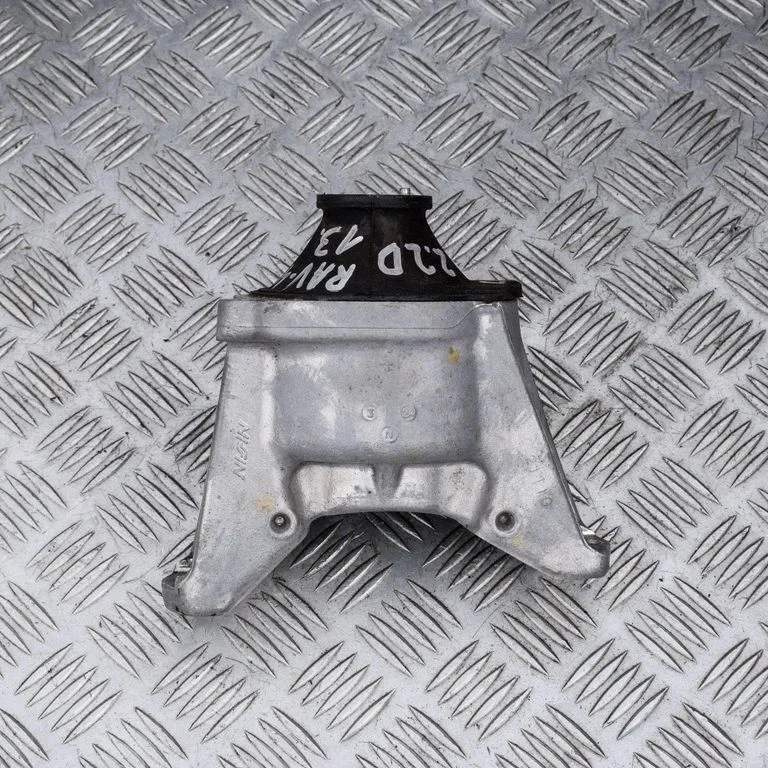 Dzinēja spilvens – Toyota RAV 4 (XA40) (2012-2018)