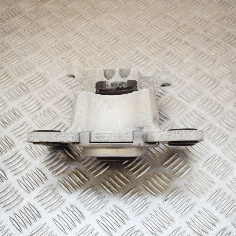 Engine mount bracket – Volvo V60 (2013-2018)