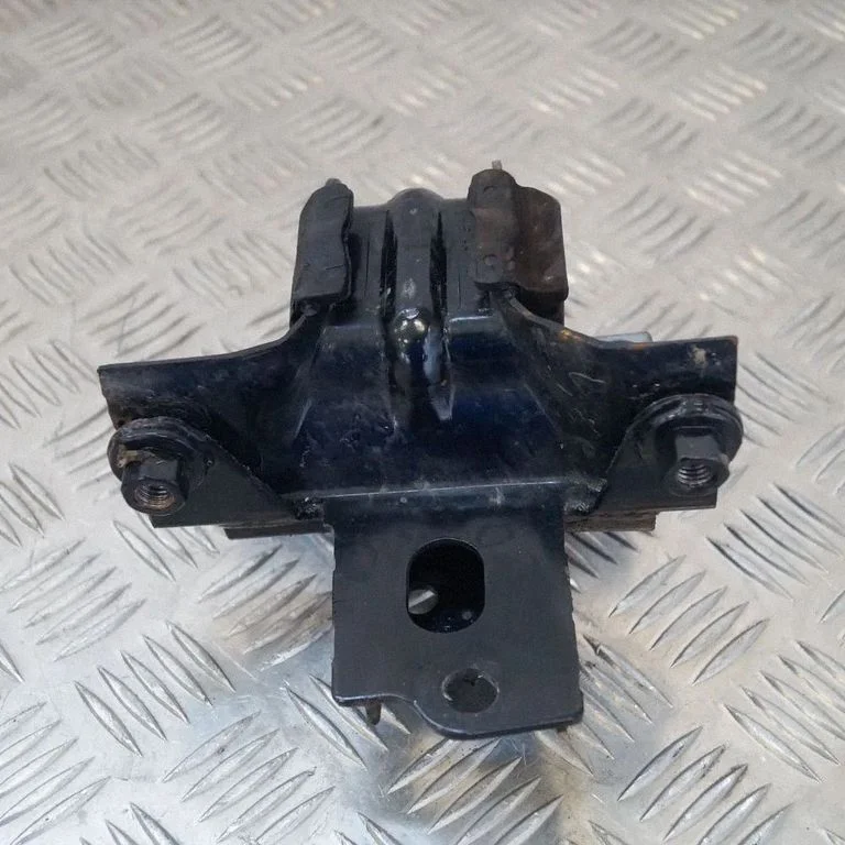 Dzinēja spilvens 6R0199555