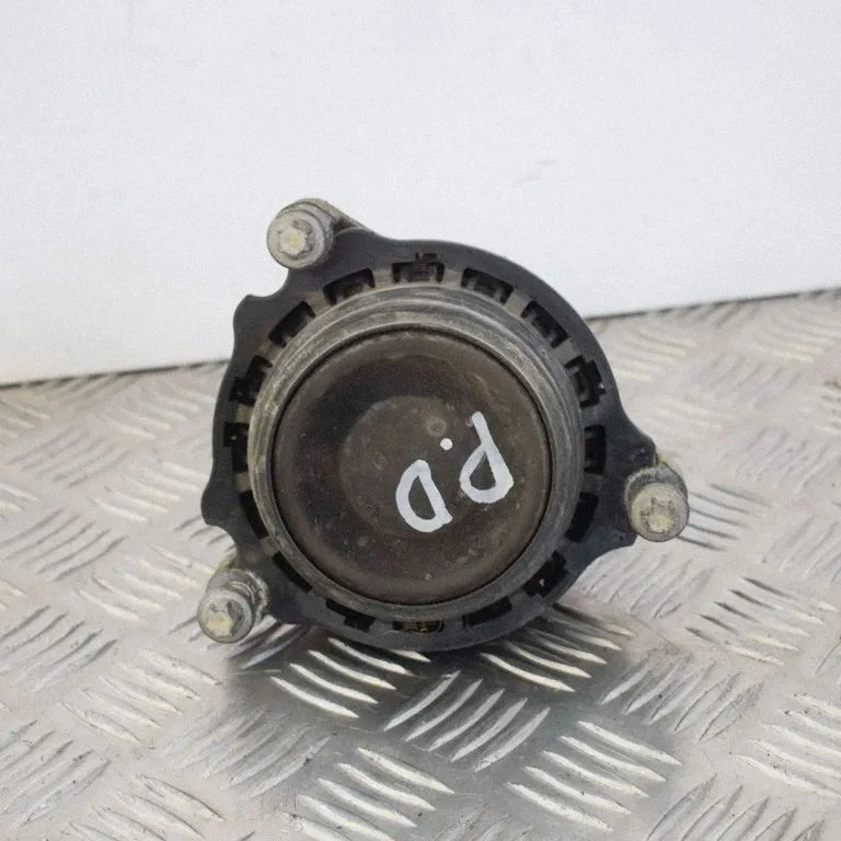 Poduszka silnika – BMW Seria 3 F30 F35 F31 (2012-2018)