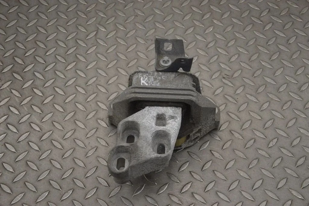 Dzinēja spilvens AC48000DF