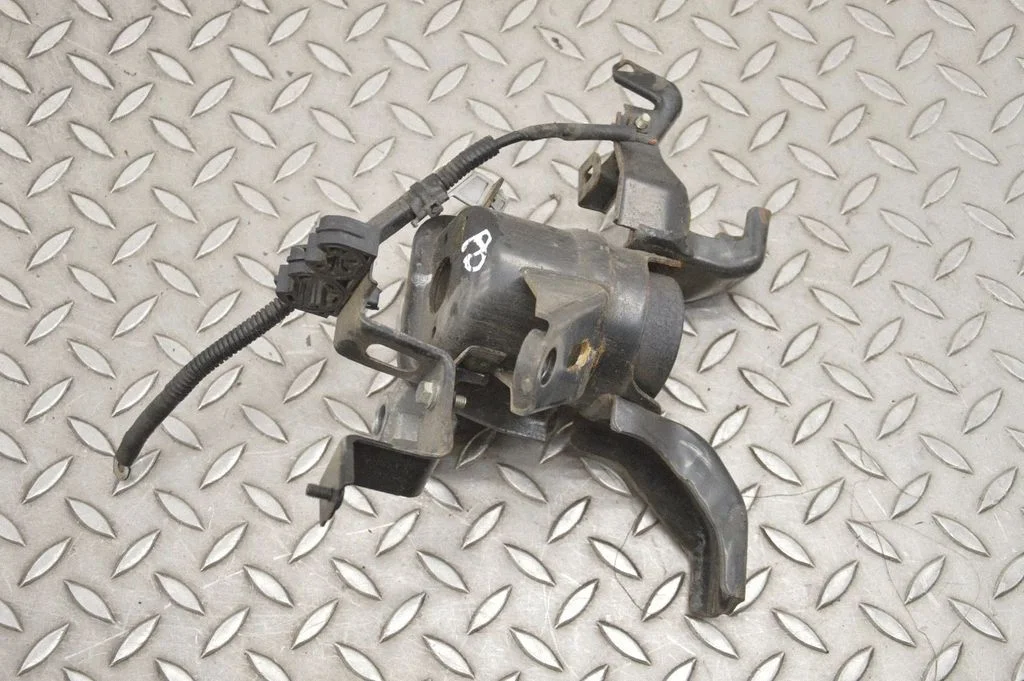 Dzinēja spilvens – labā